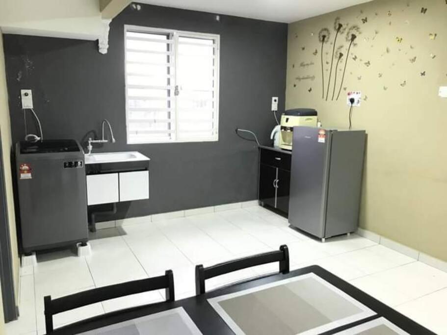 Comfortable 7r7b 11pax Sy10 Ipoh