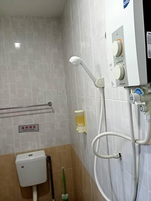 Comfortable 7r7b 11pax Sy10 * Ipoh
